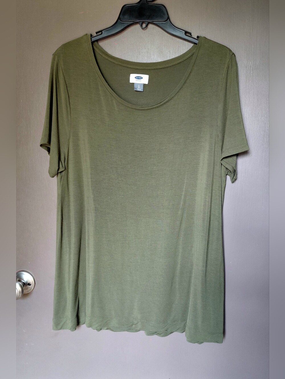 Old Navy Olive Green Scoop Neck Short Sleeve Tee